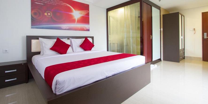 Mars City Hotel Denpasar  Exterior photo