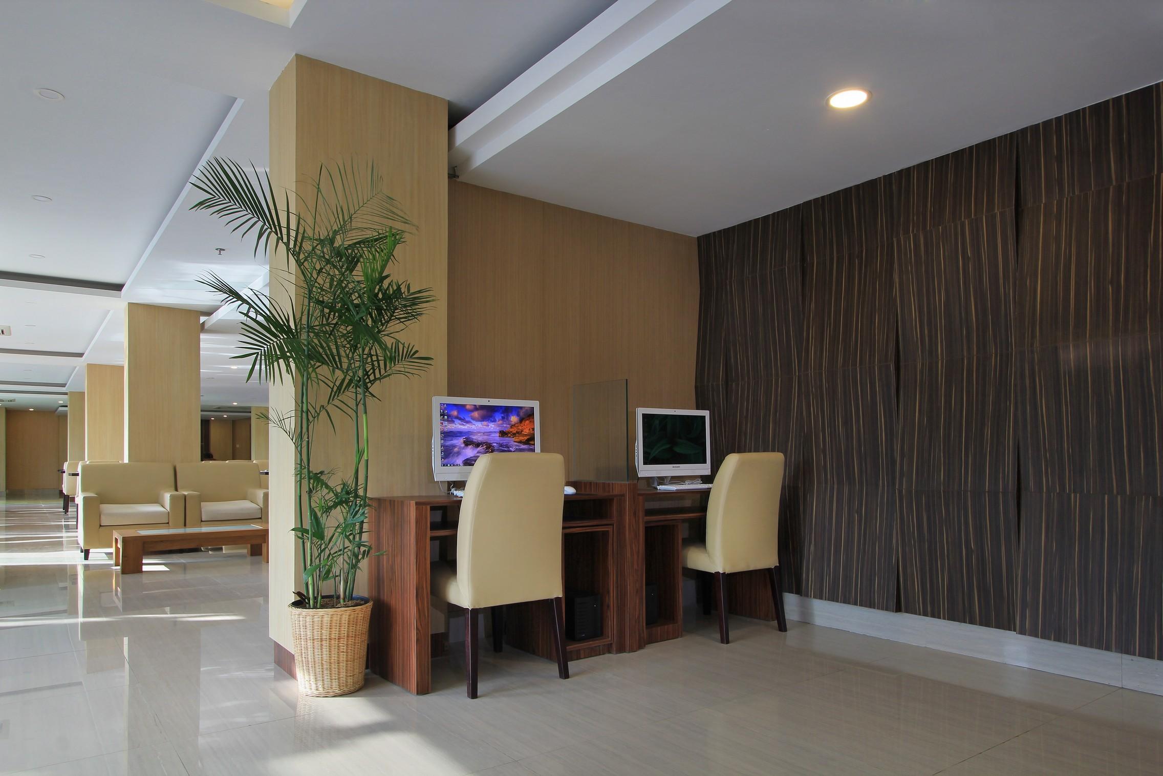 Mars City Hotel Denpasar  Exterior photo